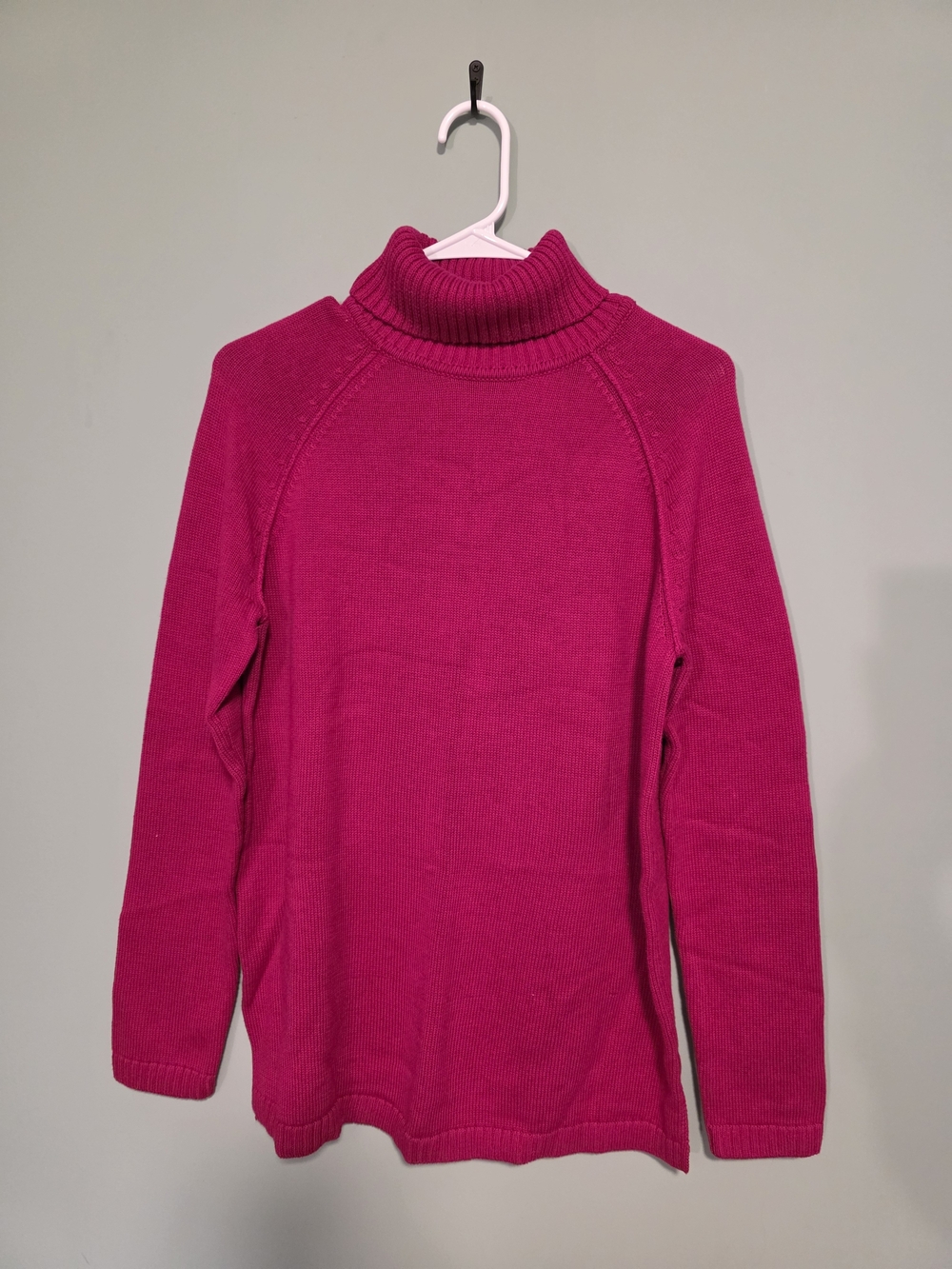 100% Cotton JEANNE PIERRE Magenta Ribbed Turtleneck Sweater